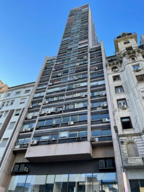 Obelisco B